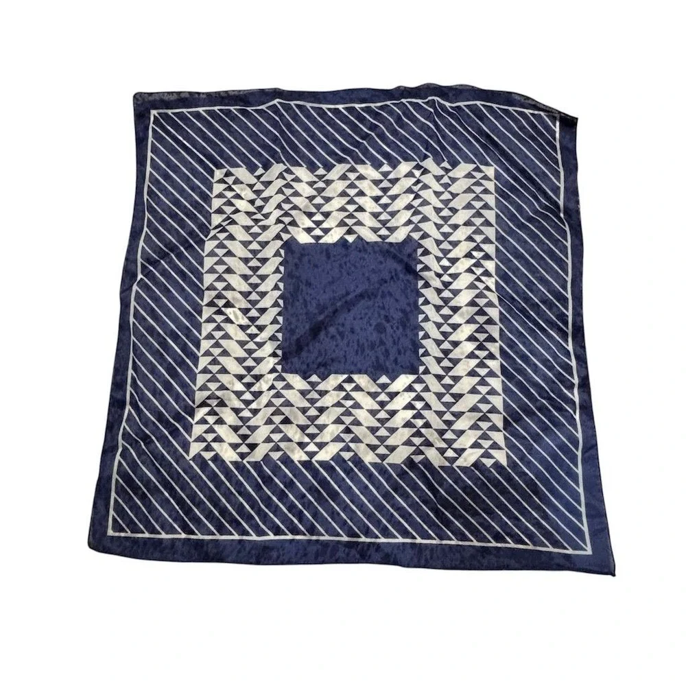 Pierre Cardin Women's Vintage Geometric Print‎ Scarf Blue